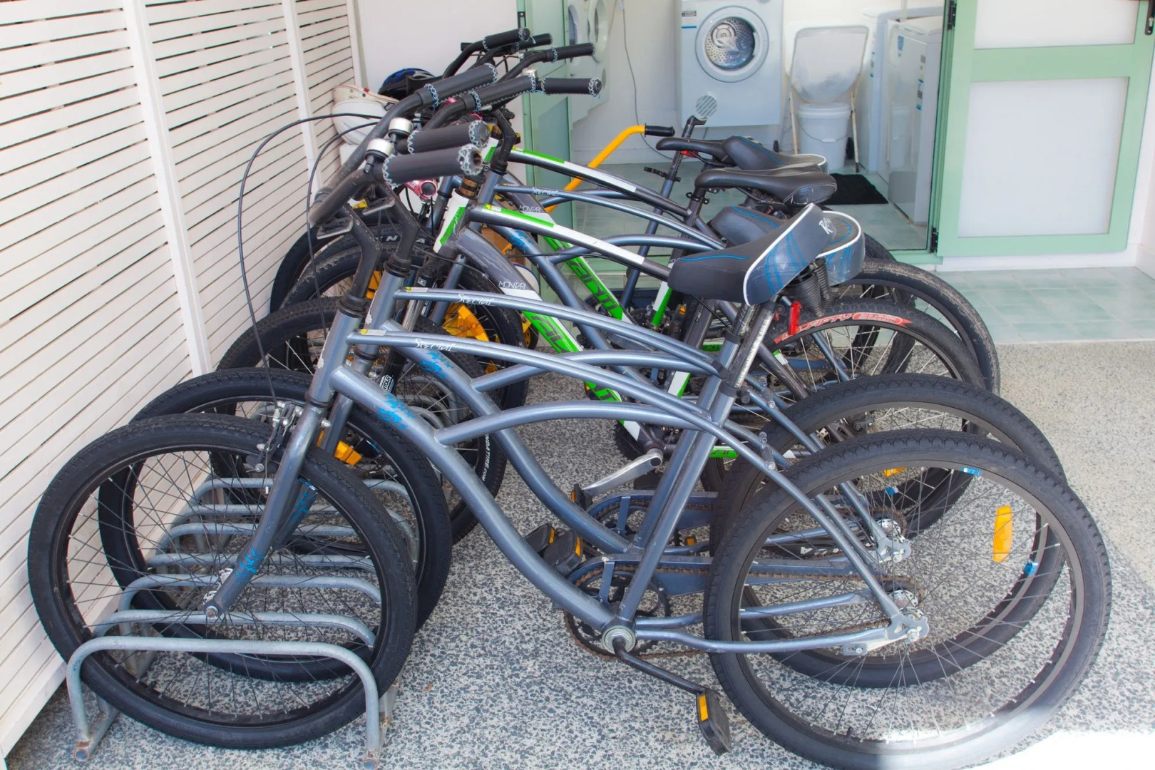 ASURE Admirals View Motel