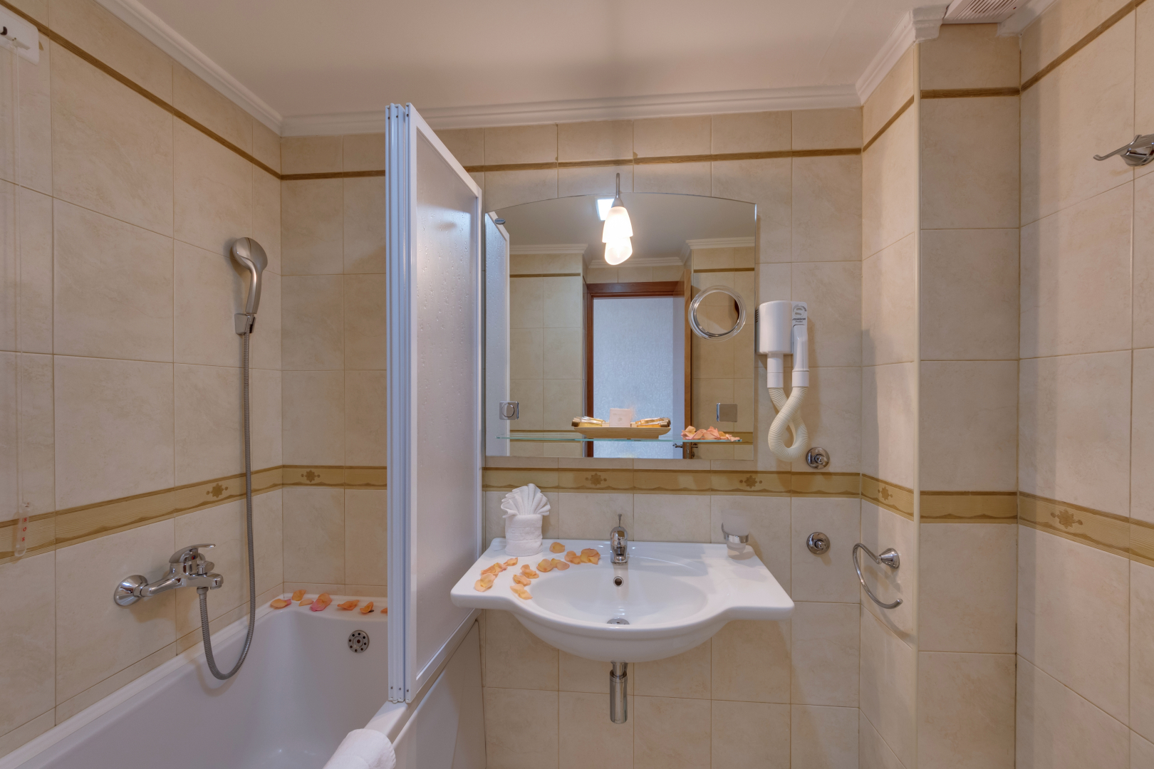 Mediteran Hotel & Resort