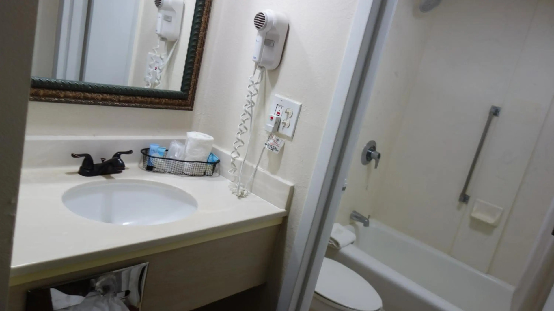 THE PARAGON of Golden Isles