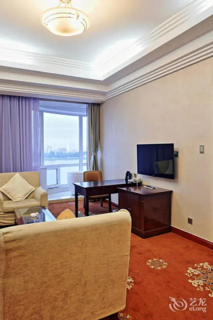 Zhonglian Hotel - Dandong