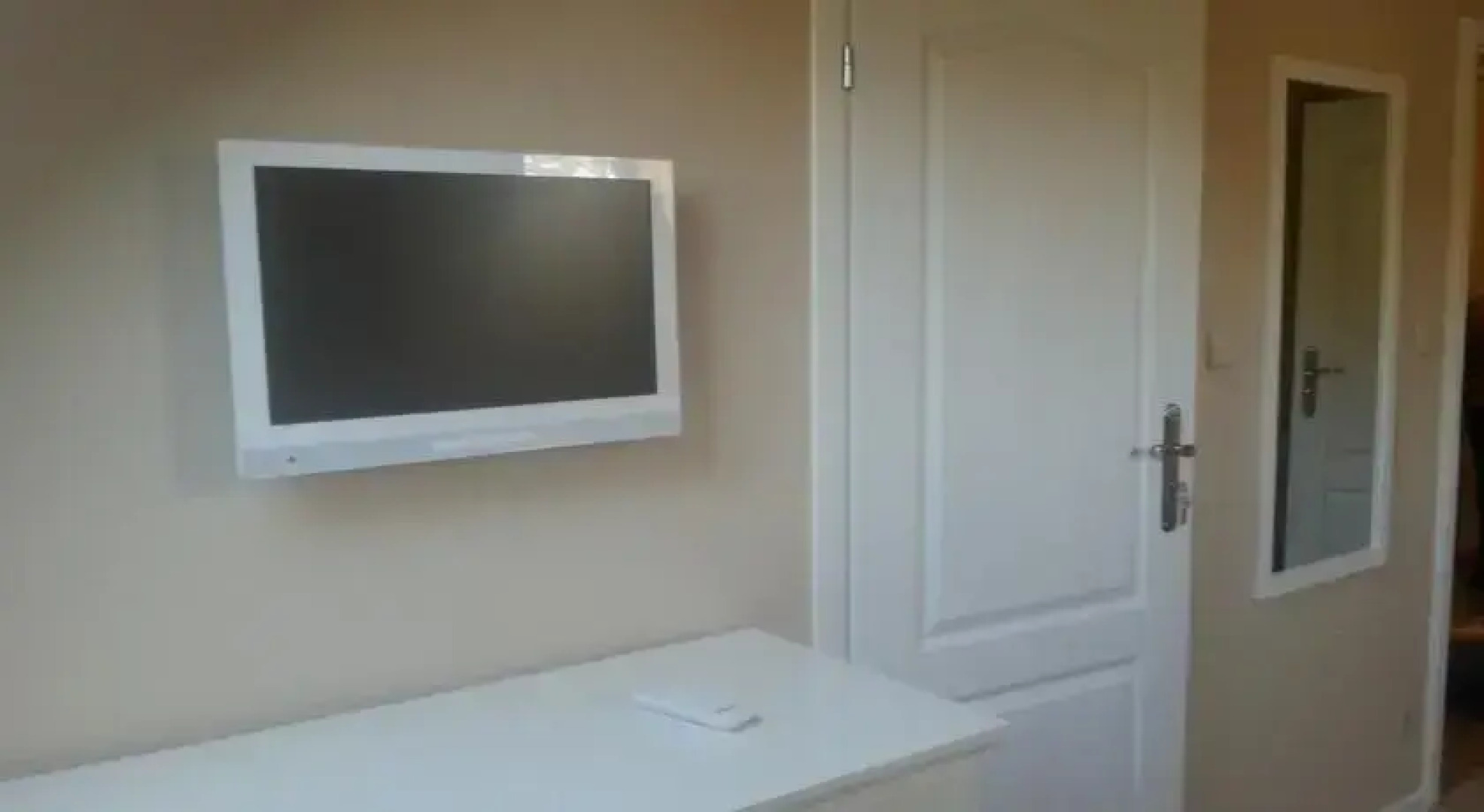 Pokoje gościnne w dolinie stawu