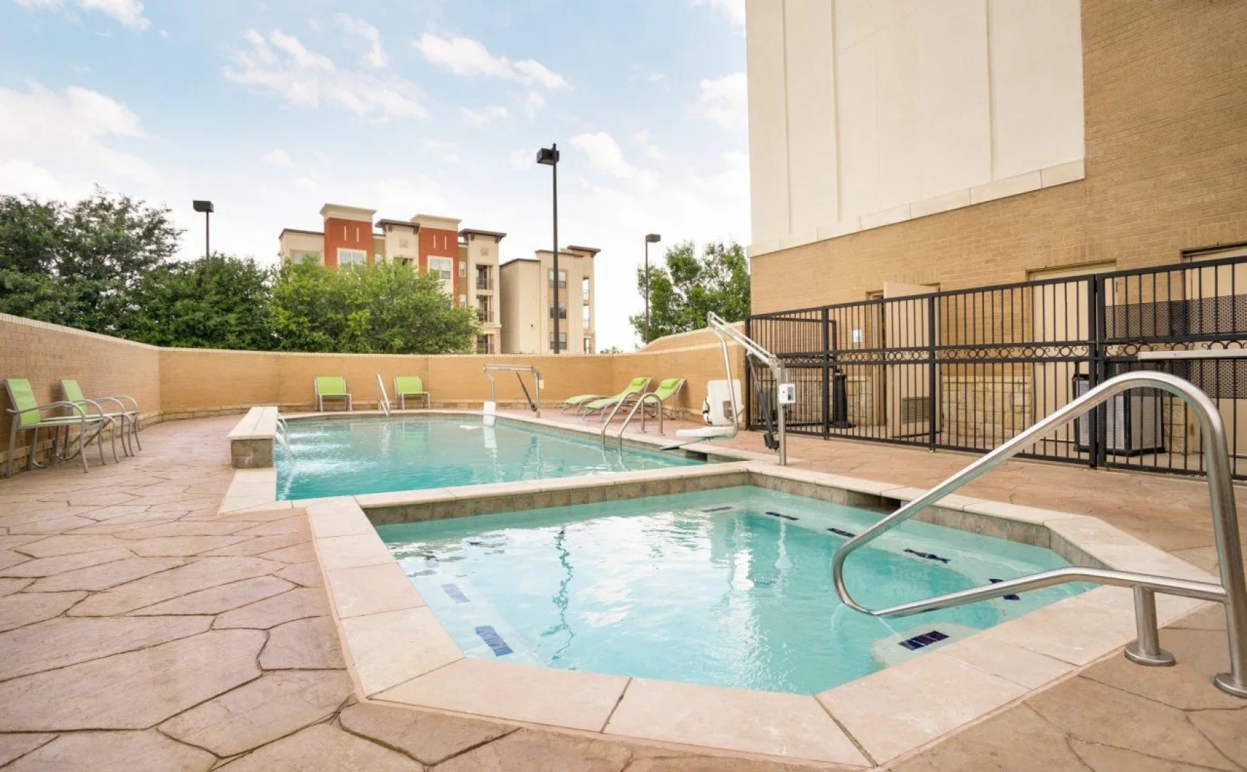 Holiday Inn Express & Suites Dallas NE - Allen by IHG
