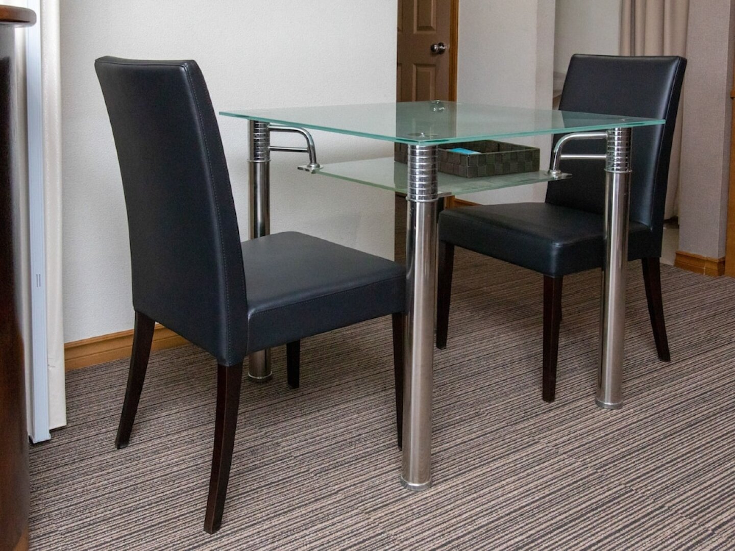 OYO Business Takahata Ekimae Hotel