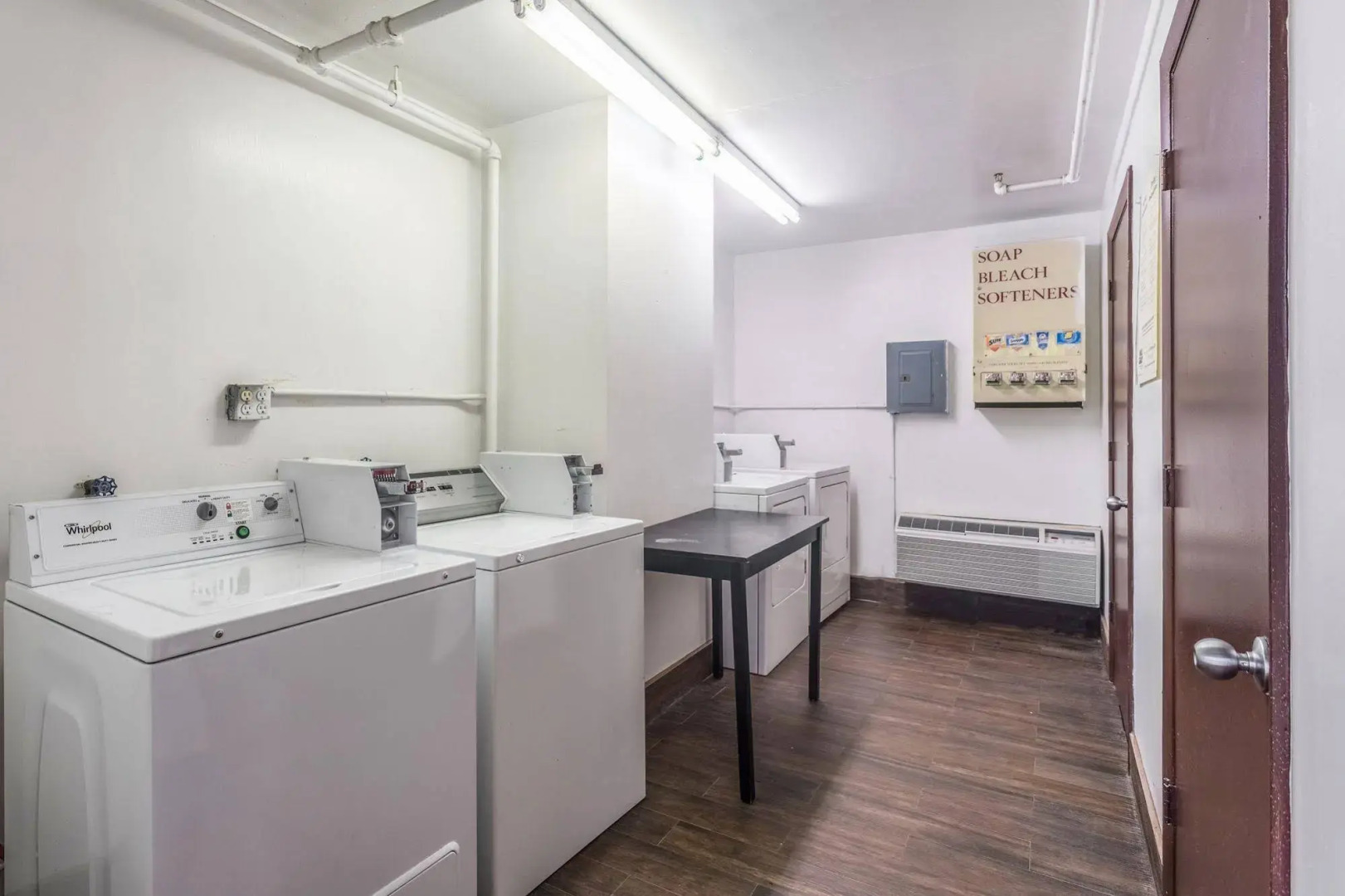 Tropical Palms Hotel