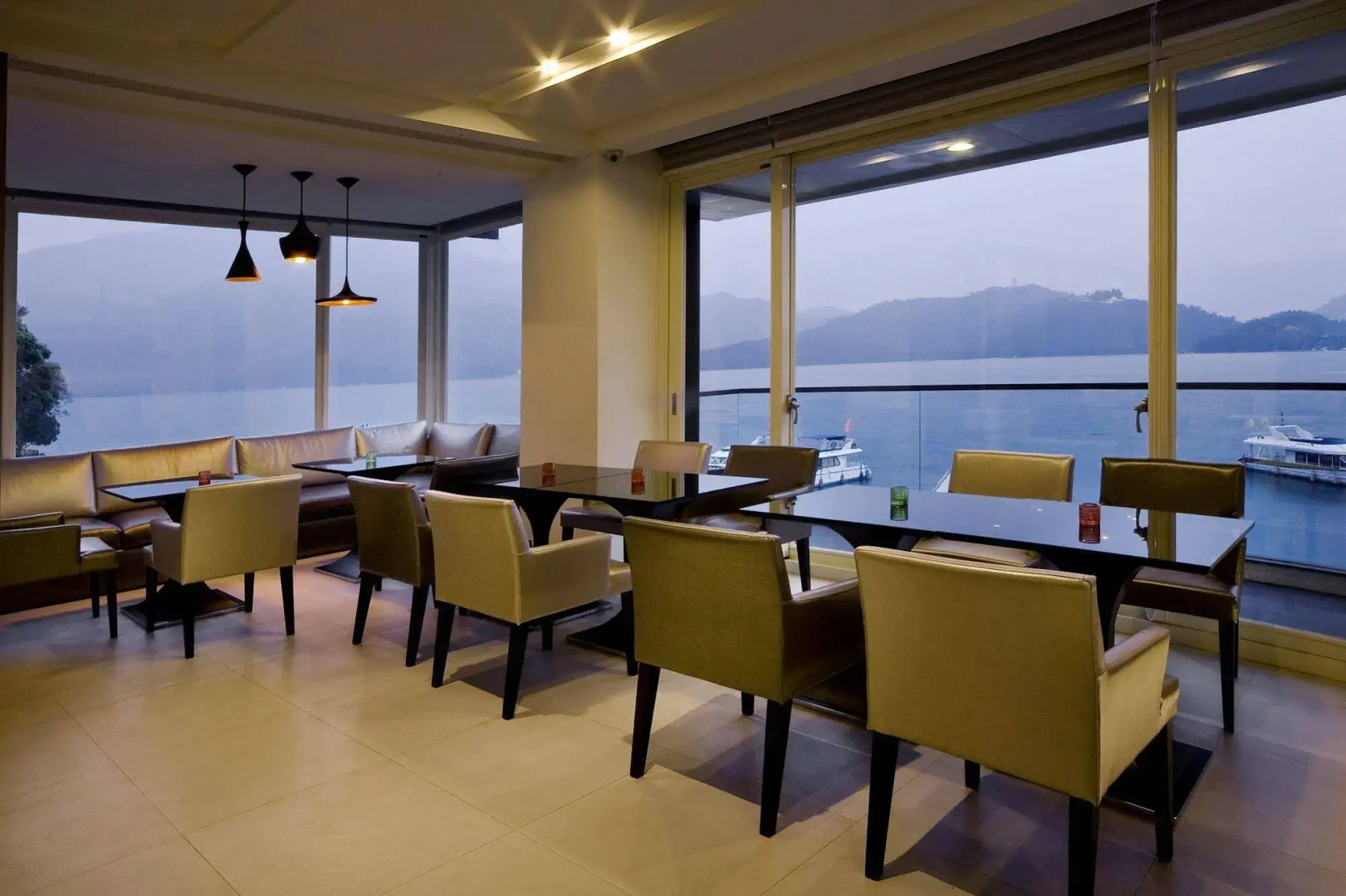 Spa Home Sun Moon Lake Luxury Lakeside Hotel