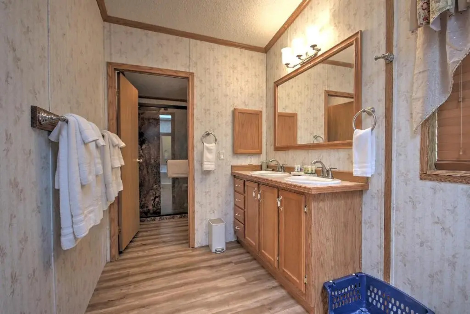 Yellowstone Gateway Inn