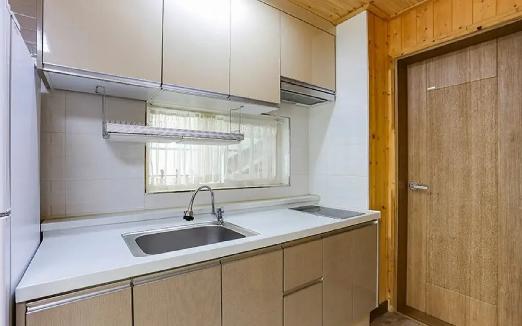 Gurye Deulangil Pension