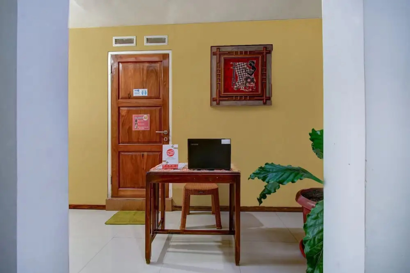 Melati House Syariah by OYO Rooms