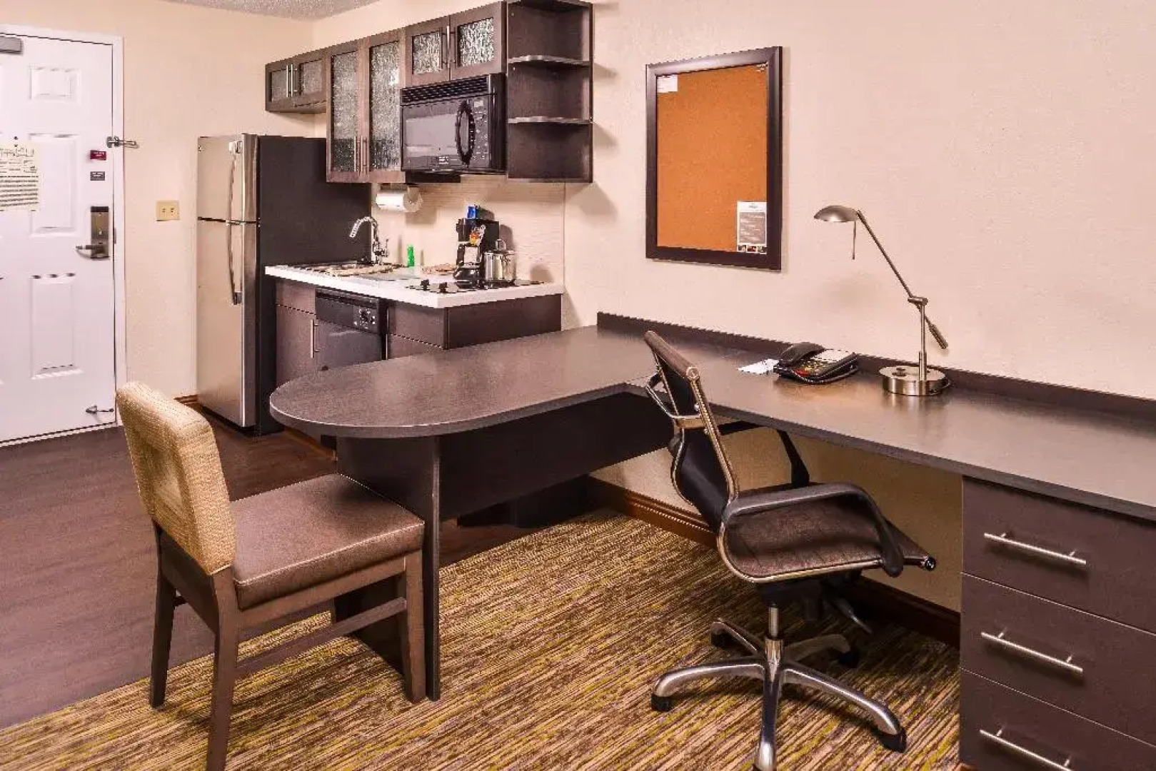Candlewood Suites Topeka West by IHG
