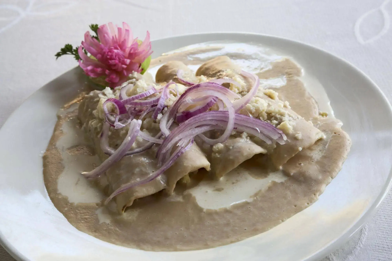 Los Abolengos, Grand Class Casona Hotel