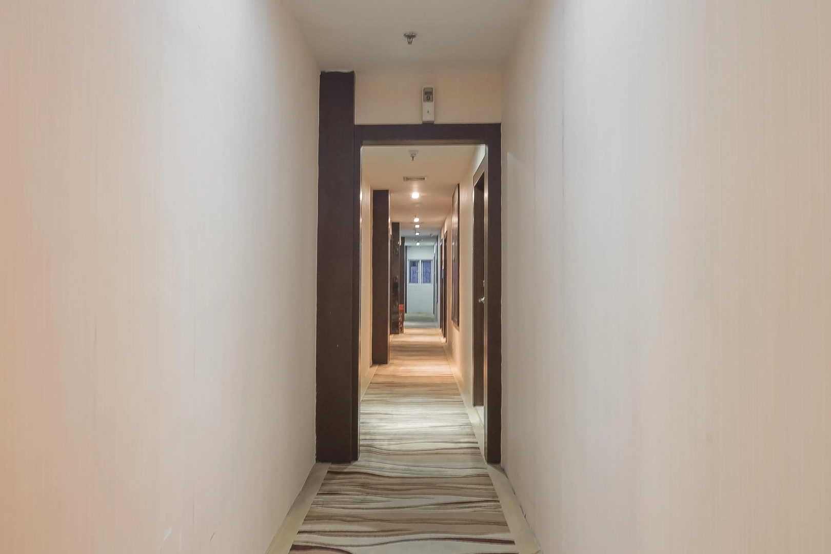 RedDoorz Premium near Grand Batam Mall