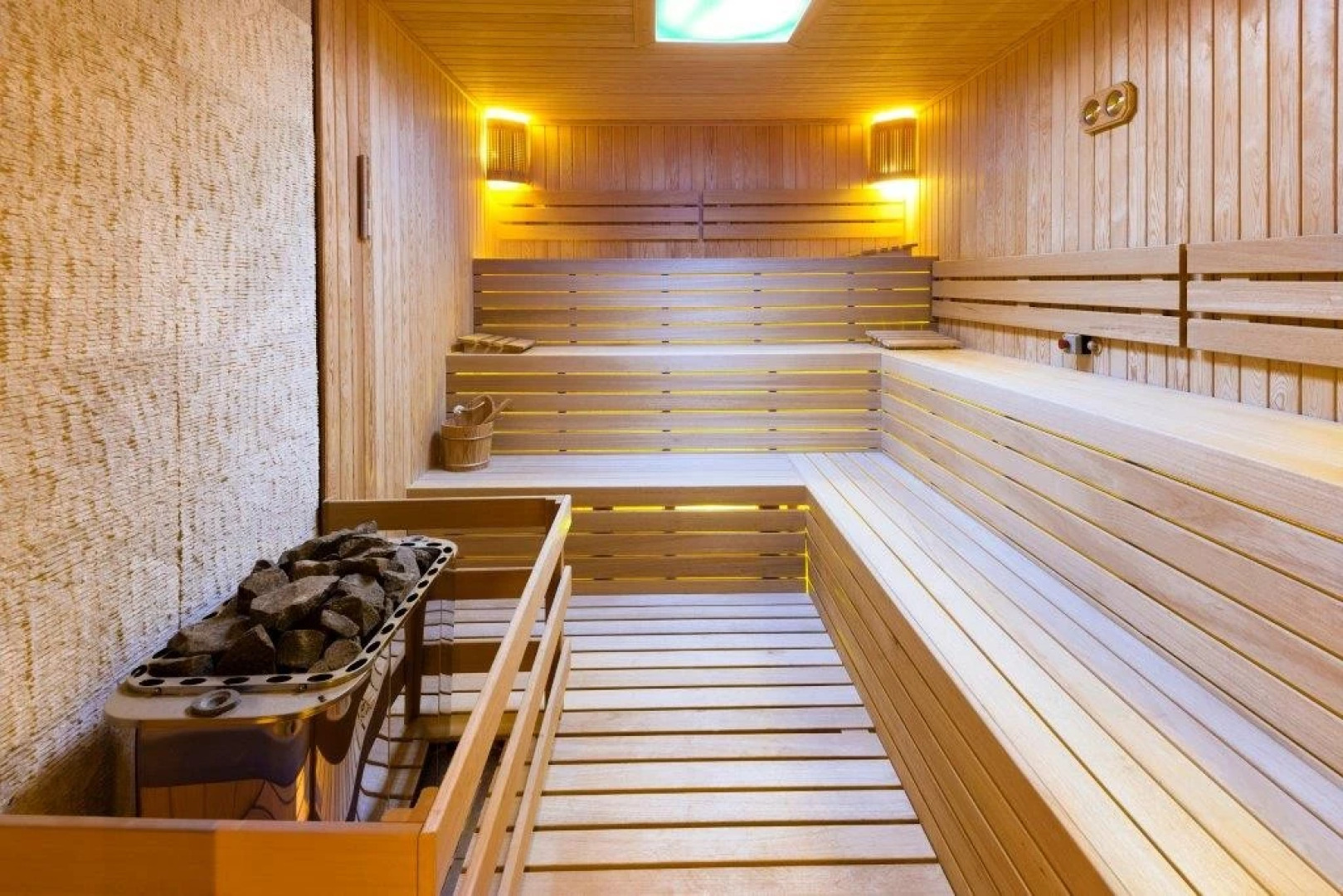 Ramada Hotel & Suites Kemalpasa Izmir