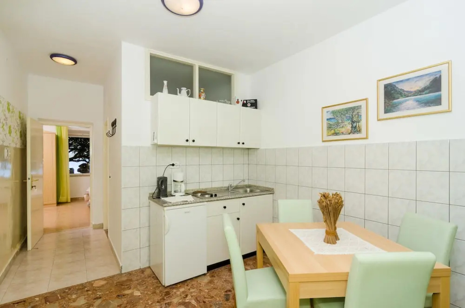 Apartments Nikolina Lumbarda