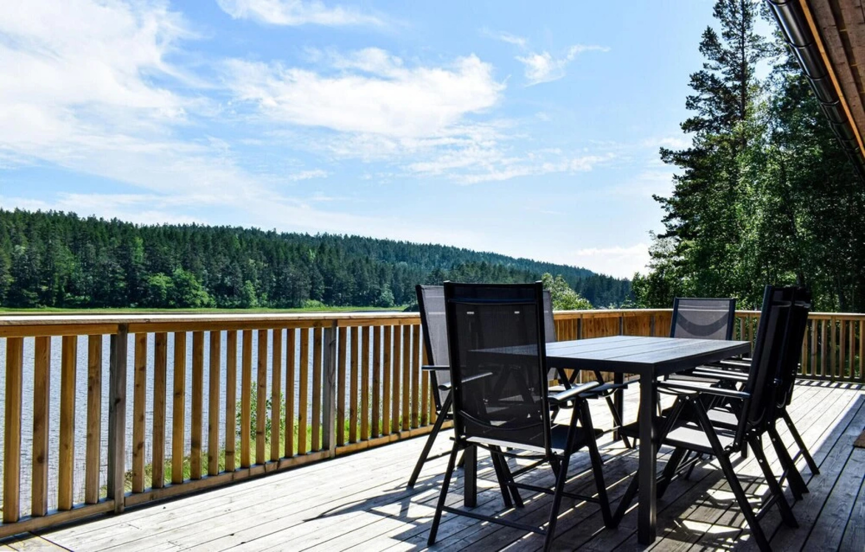 Beautiful Home in Hornnes With 2 Bedrooms and Wifi