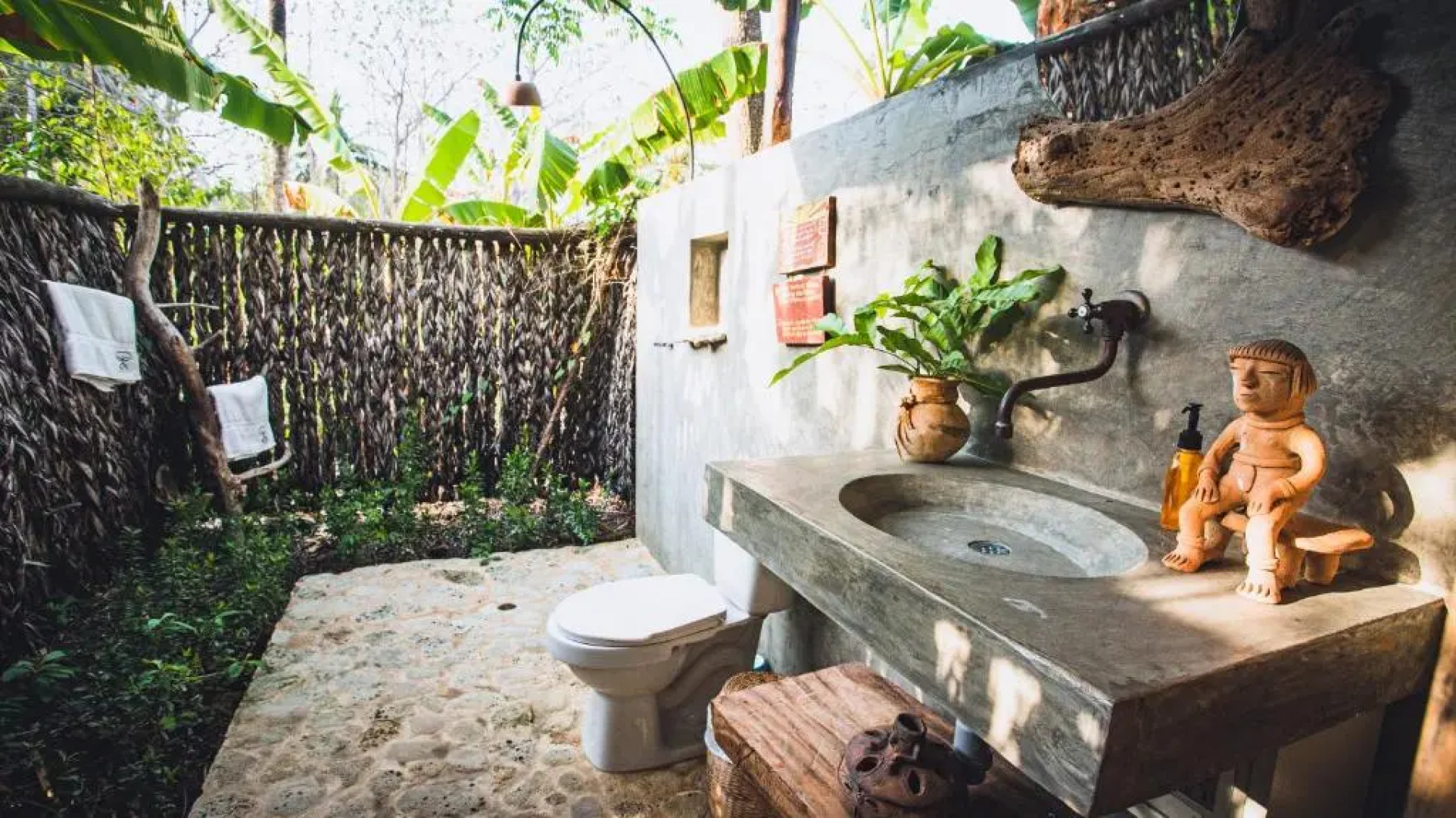 Isla Fuerte Eco House