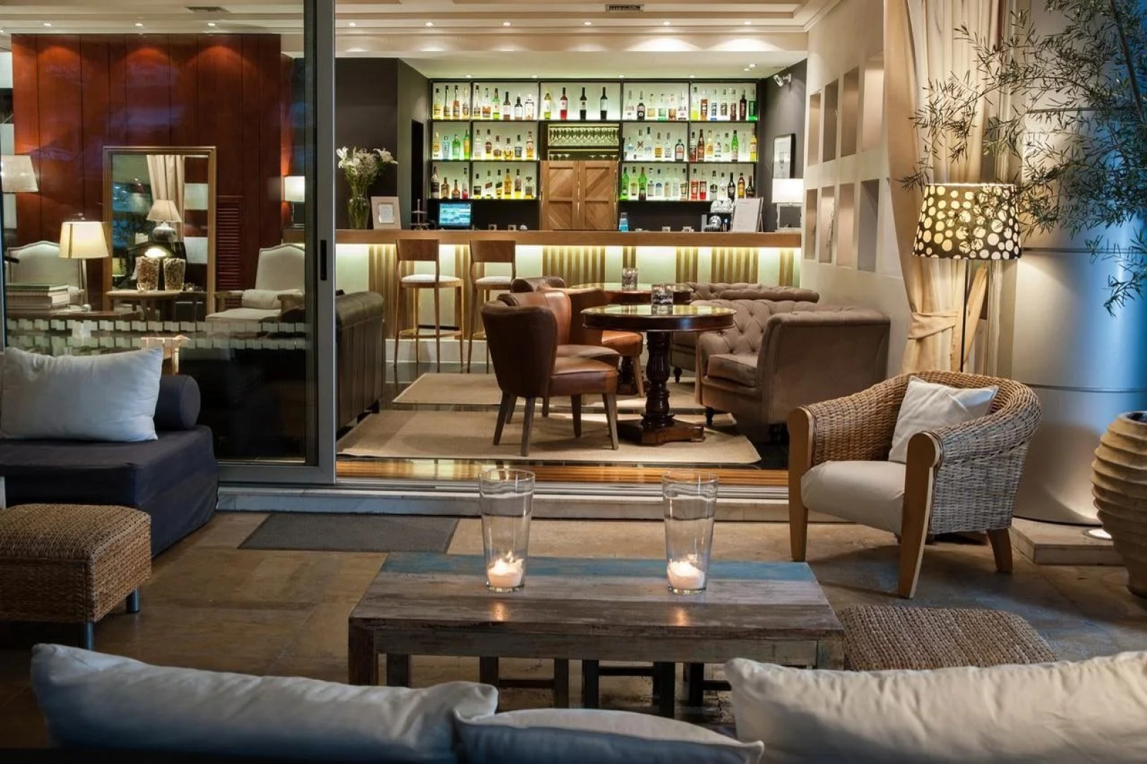 Sea View Cityscape Hotel