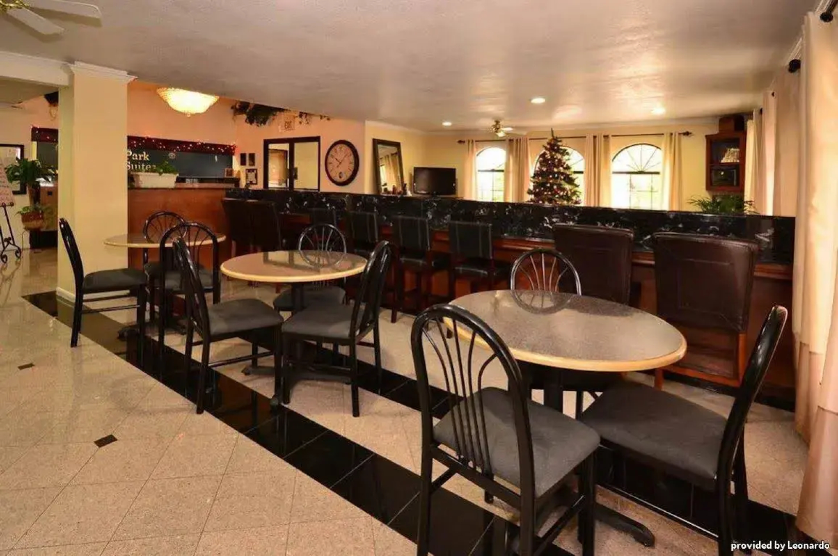 SureStay Hotel by Best Western Deer Park