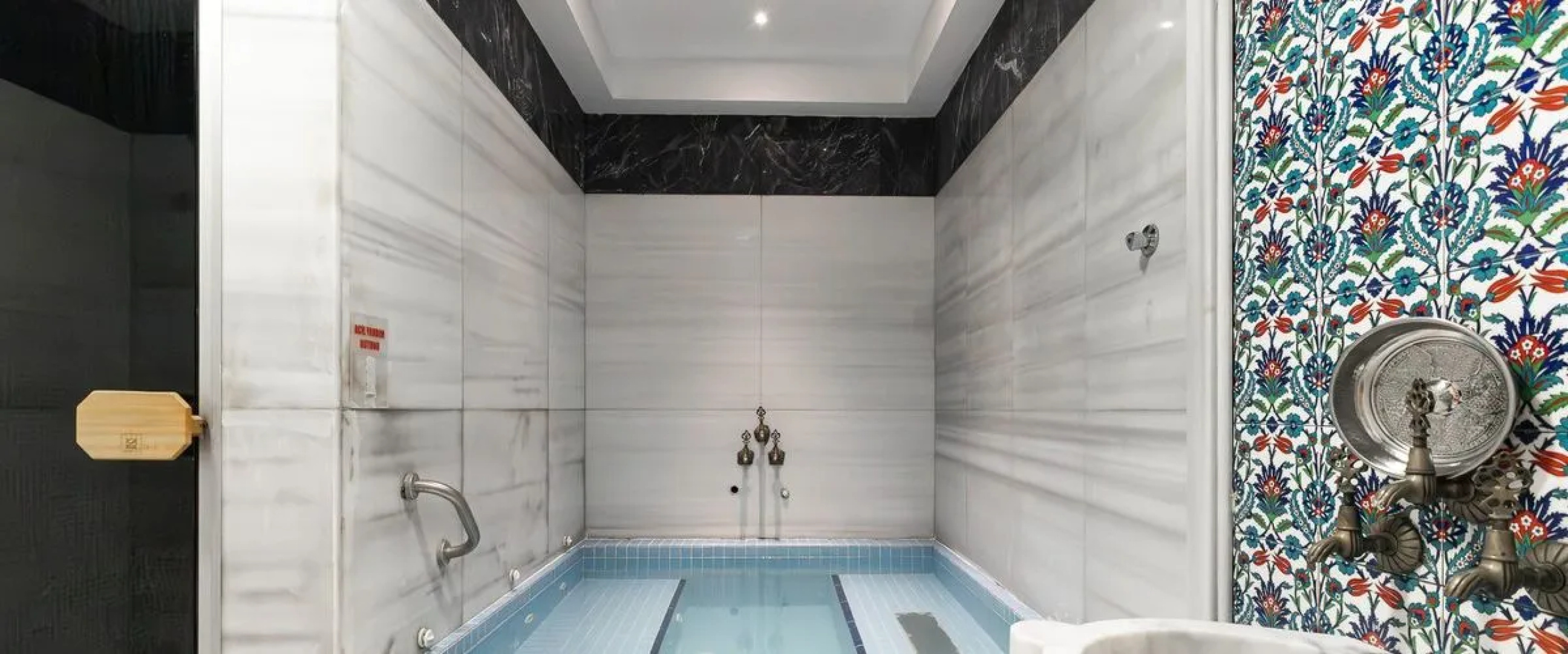 Bonjur Hotel Thermal & Wellness Club