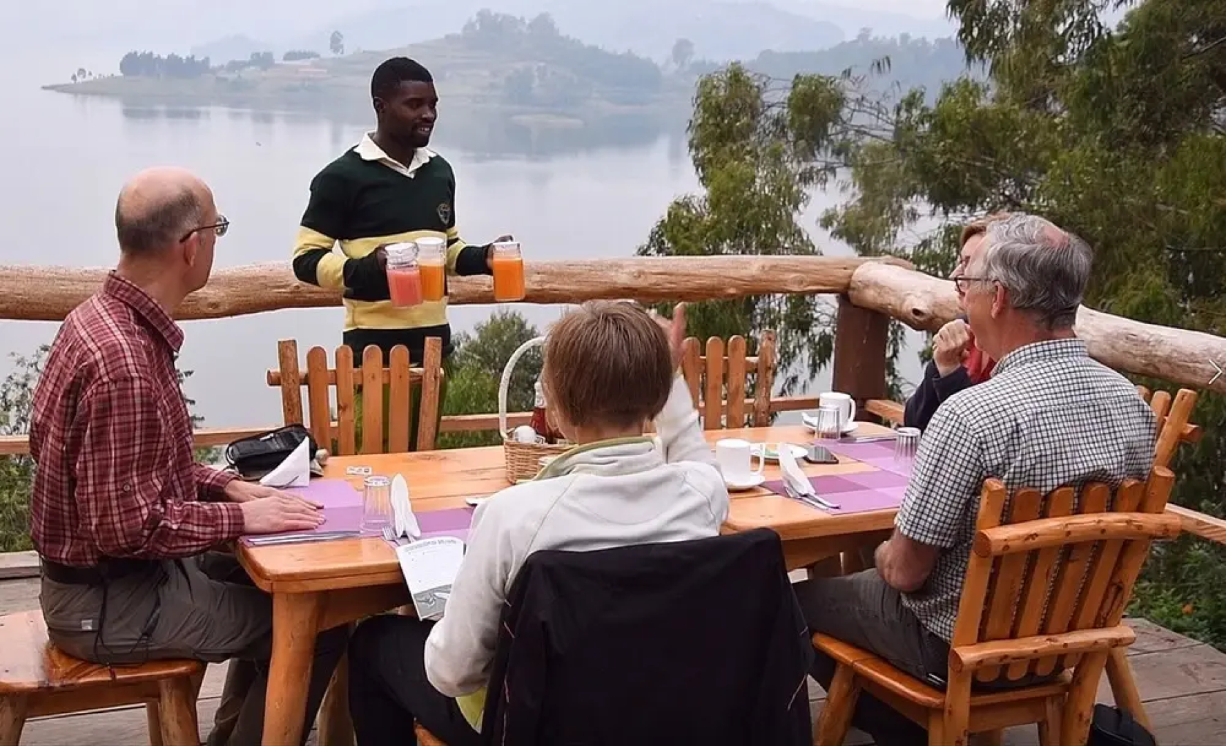 Lake Bunyonyi Eco Resort