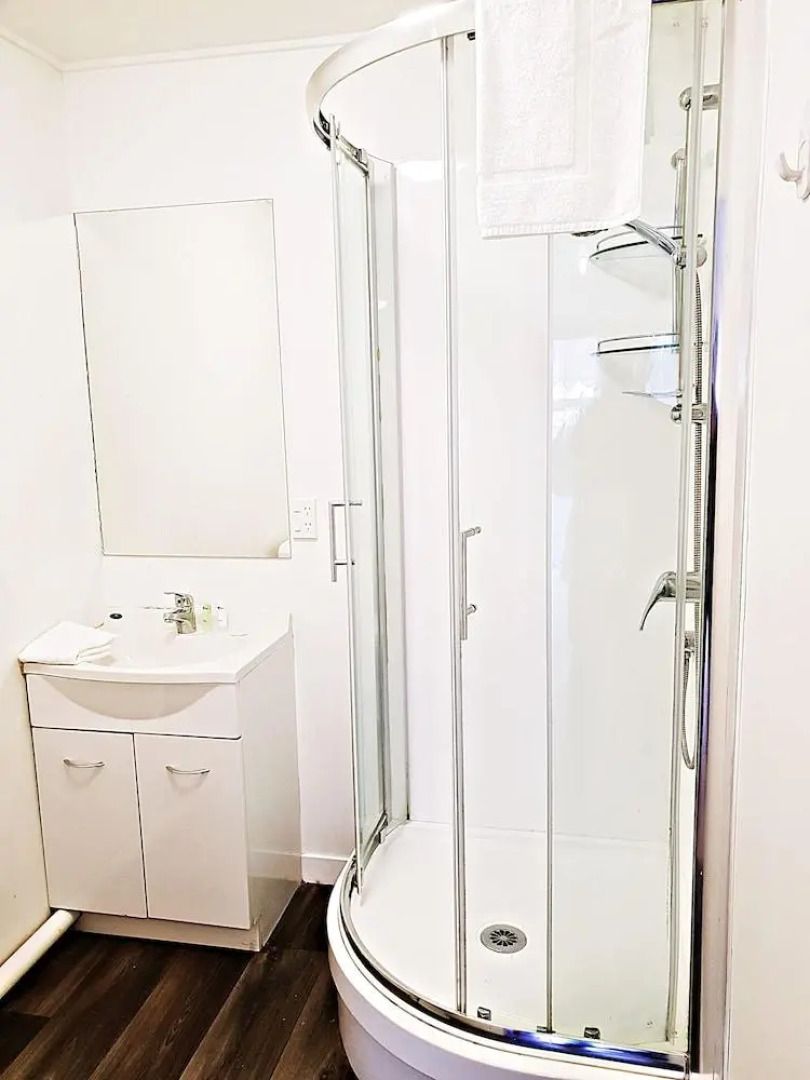 Отель Airport Garden Inn 