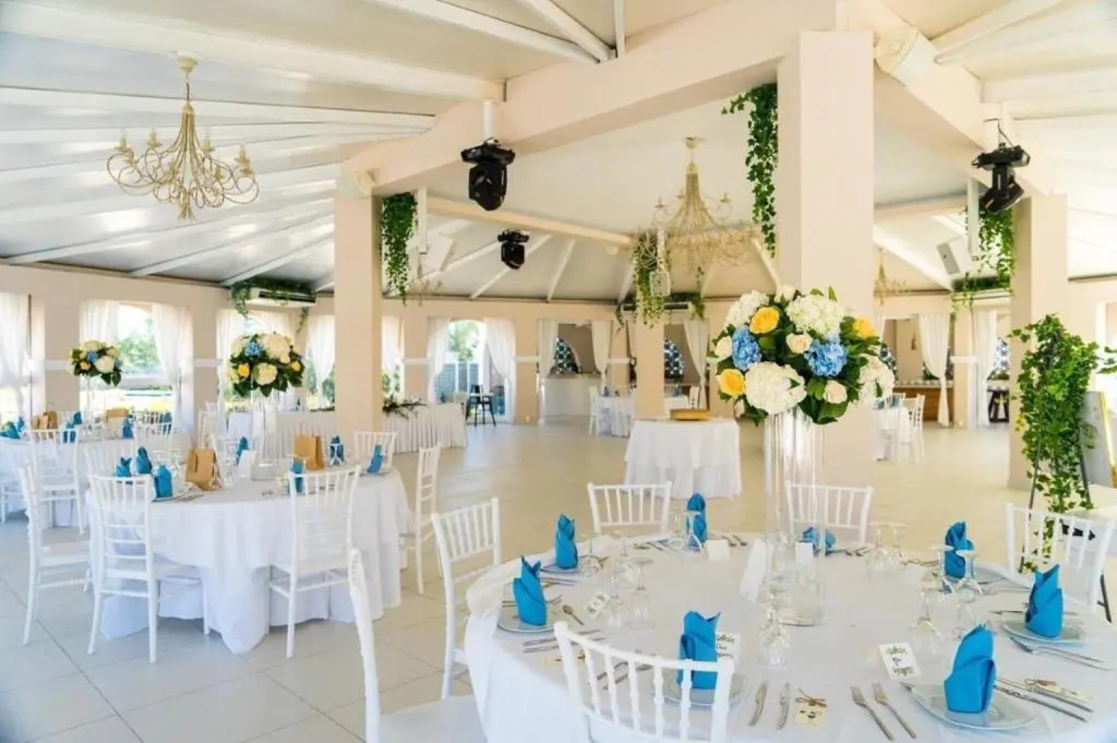 Venus Hotel & Suites