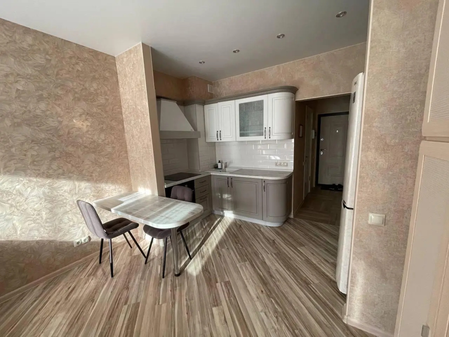 Tolstoy Apart (Толстой Апарт) на проезде 3-й Восточный