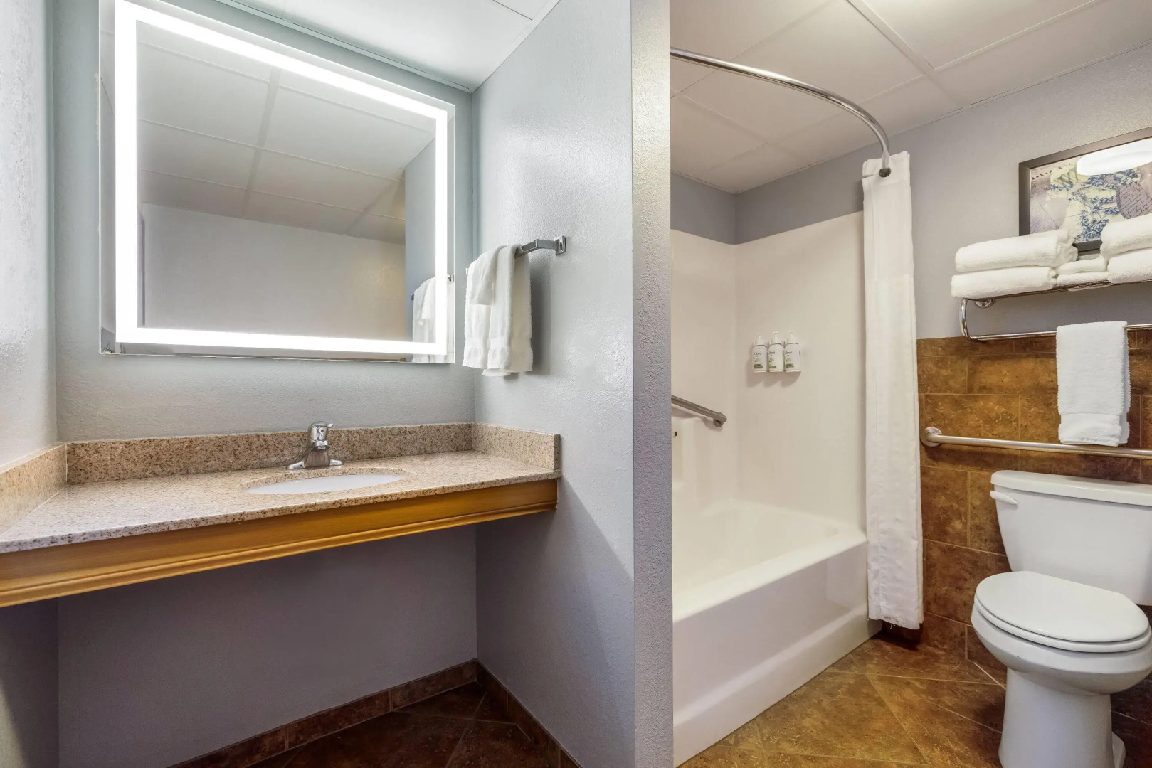 AmericInn by Wyndham Chamberlain - Conference Center