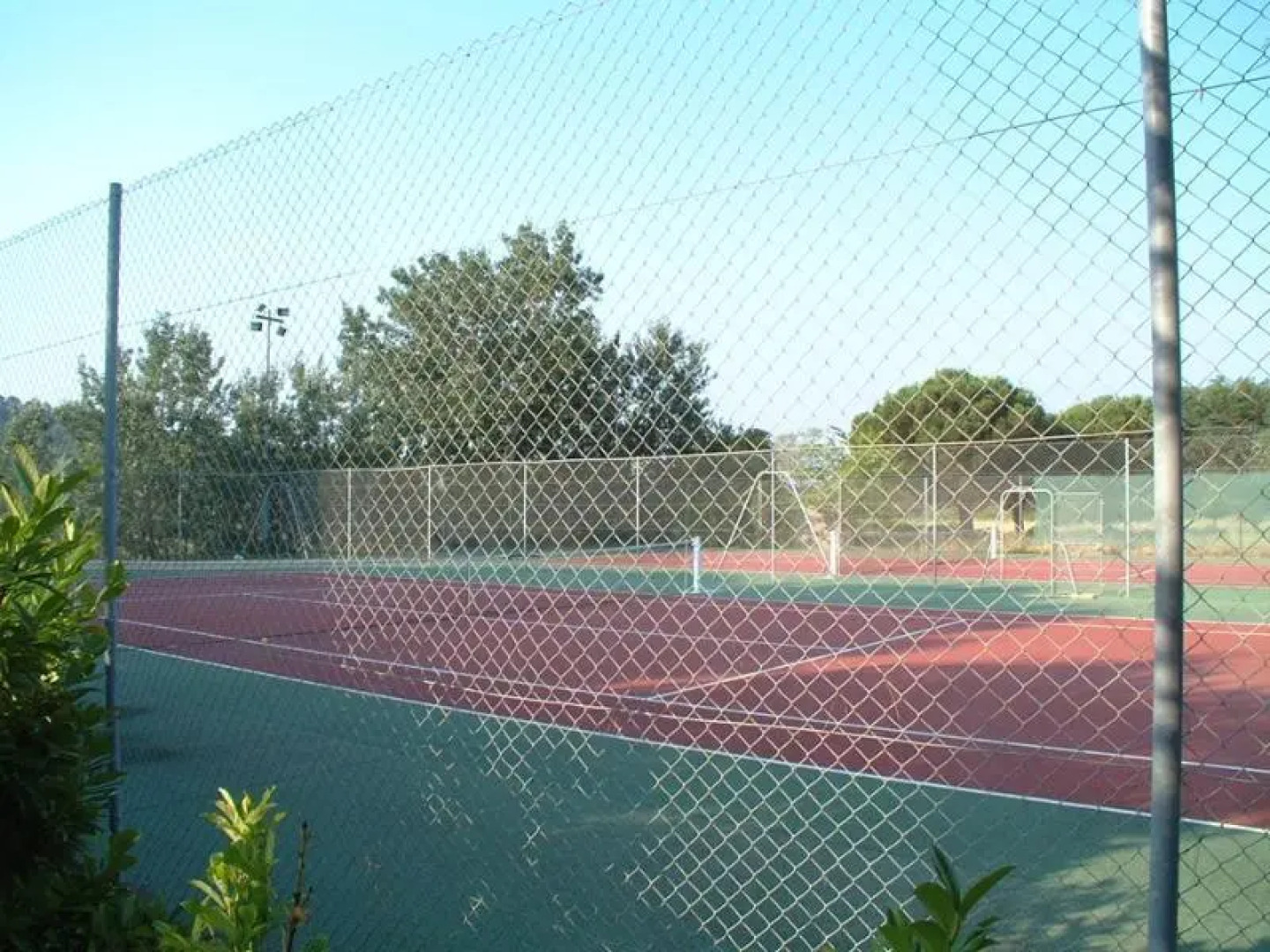 Logis Hostellerie Domaine De La Reynaude