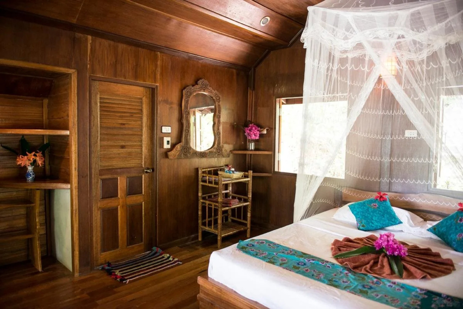 Sabai Corner Bungalows