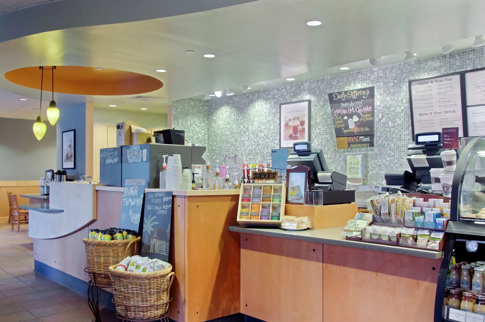 Hilton Hawaiian Village Waikiki Beach Resort