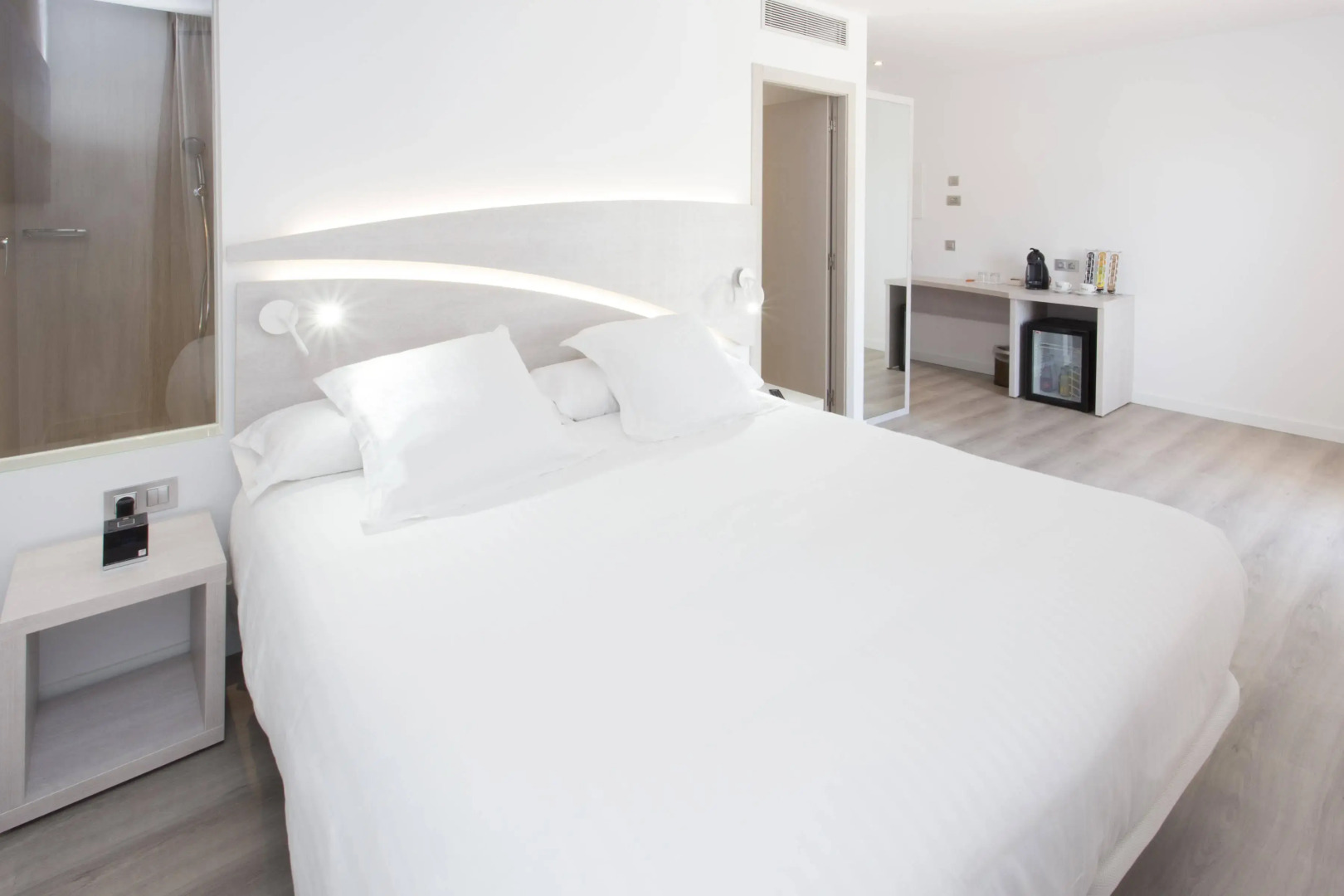 Som Llaut Boutique Hotel
