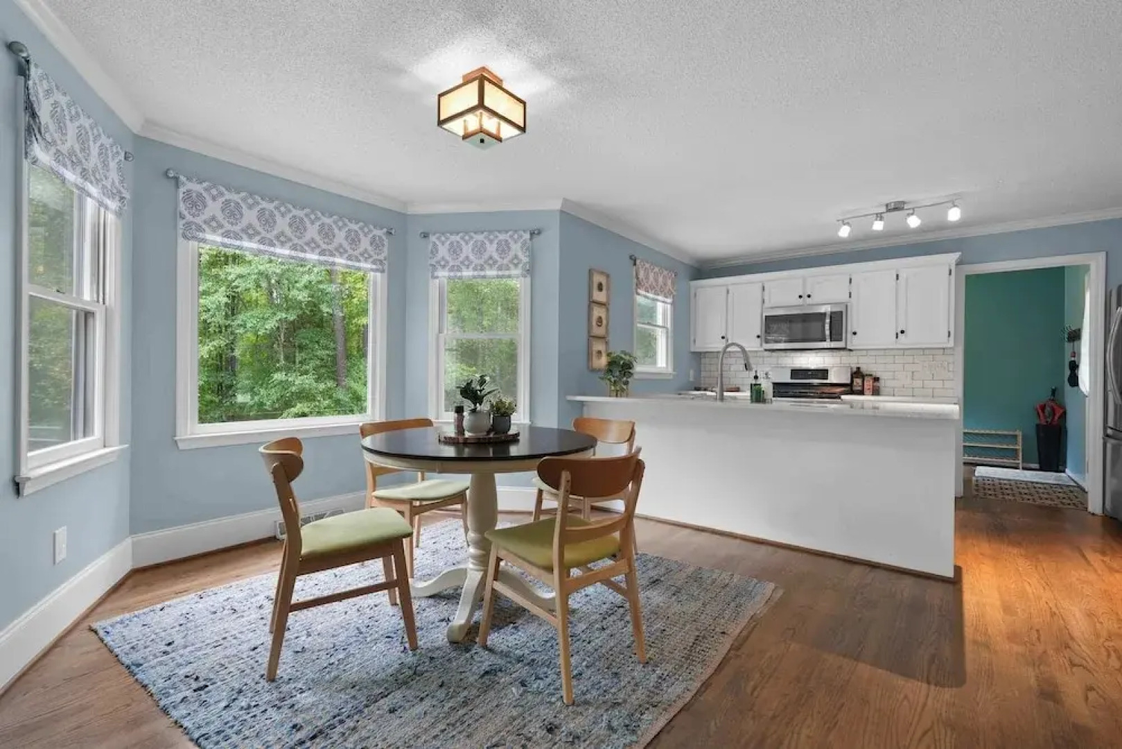 Southern Sunshine Retreat