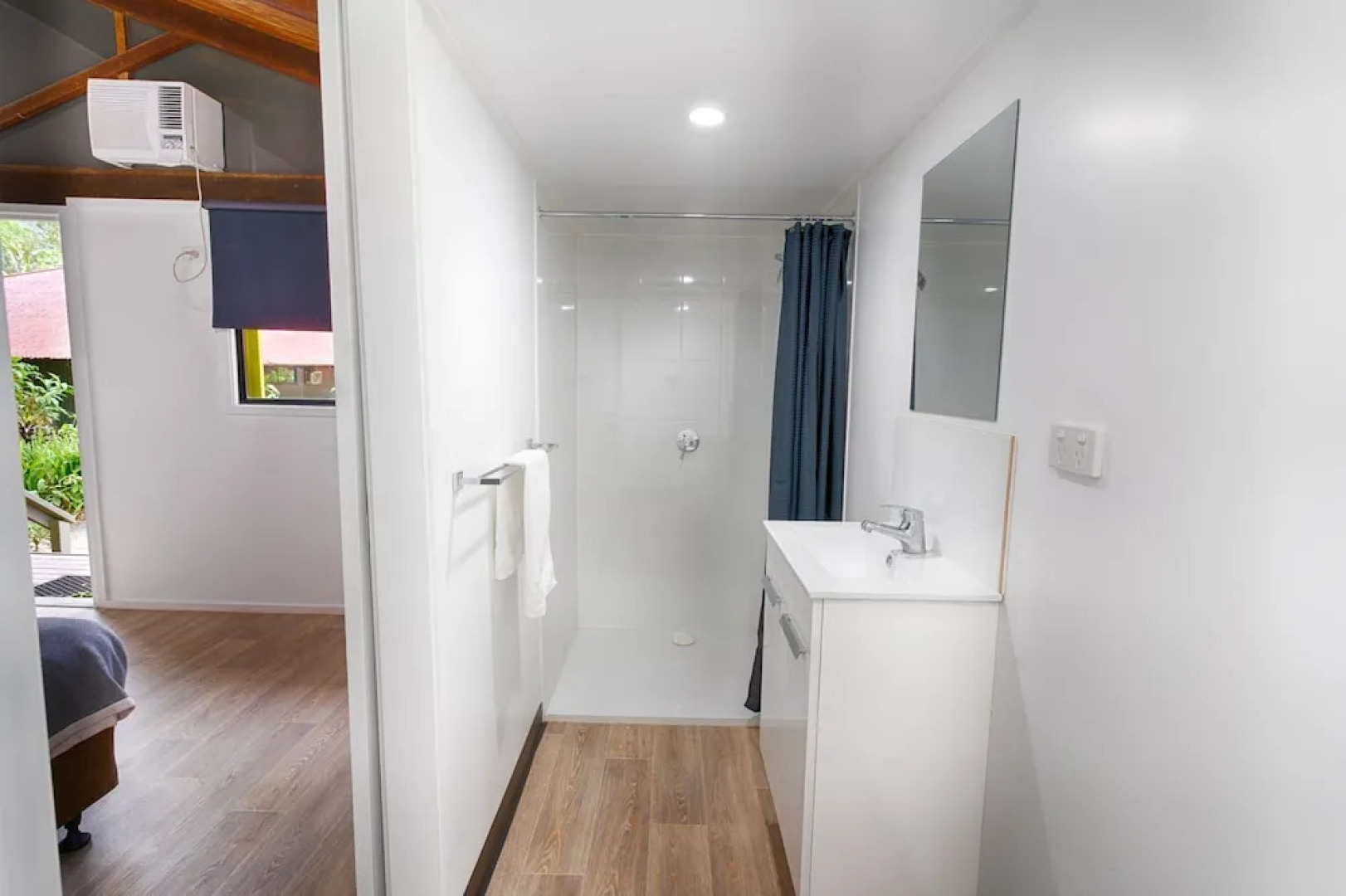 PKs Jungle Village - Hostel