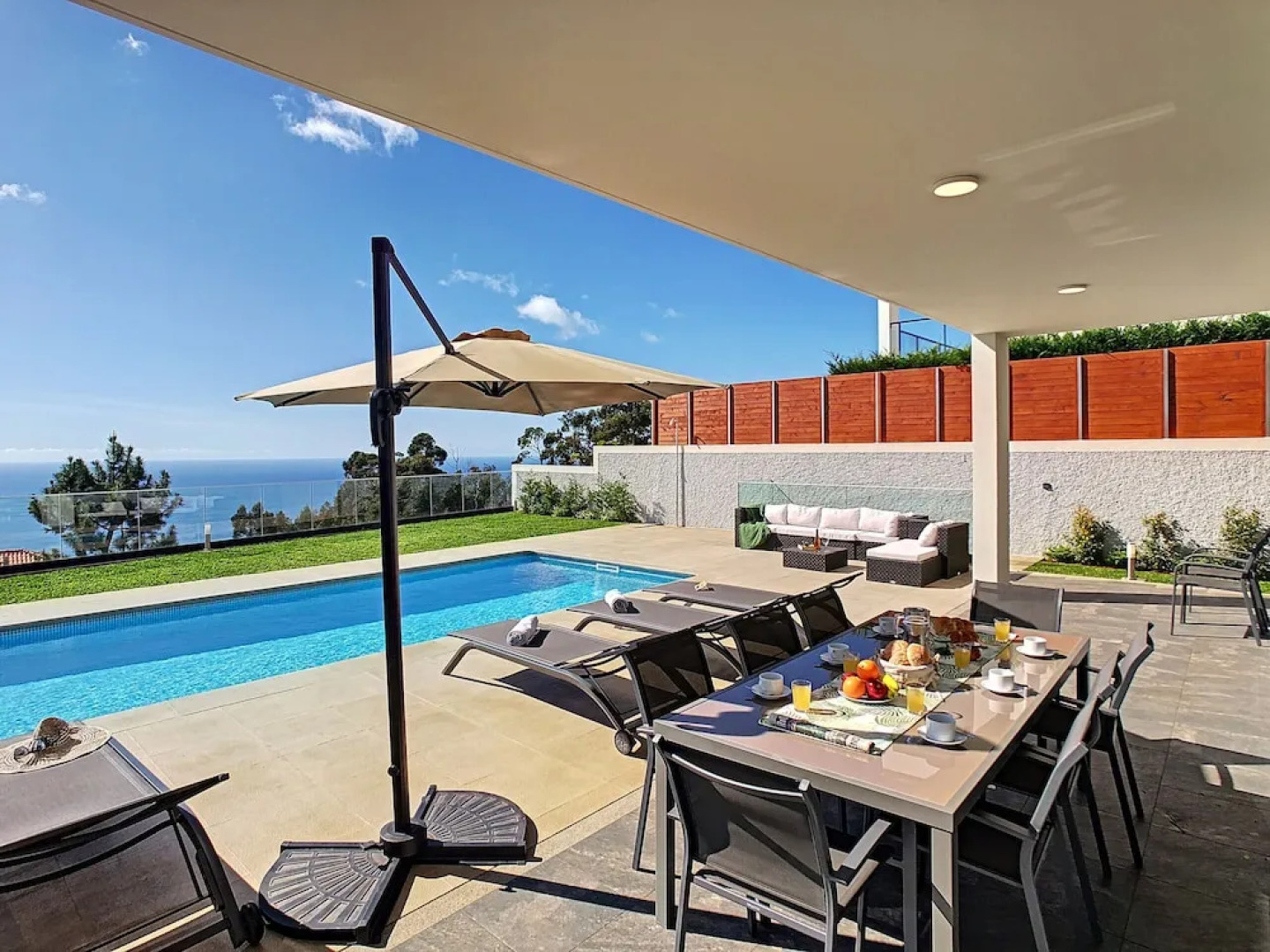 Villa Relaxing View by MHM