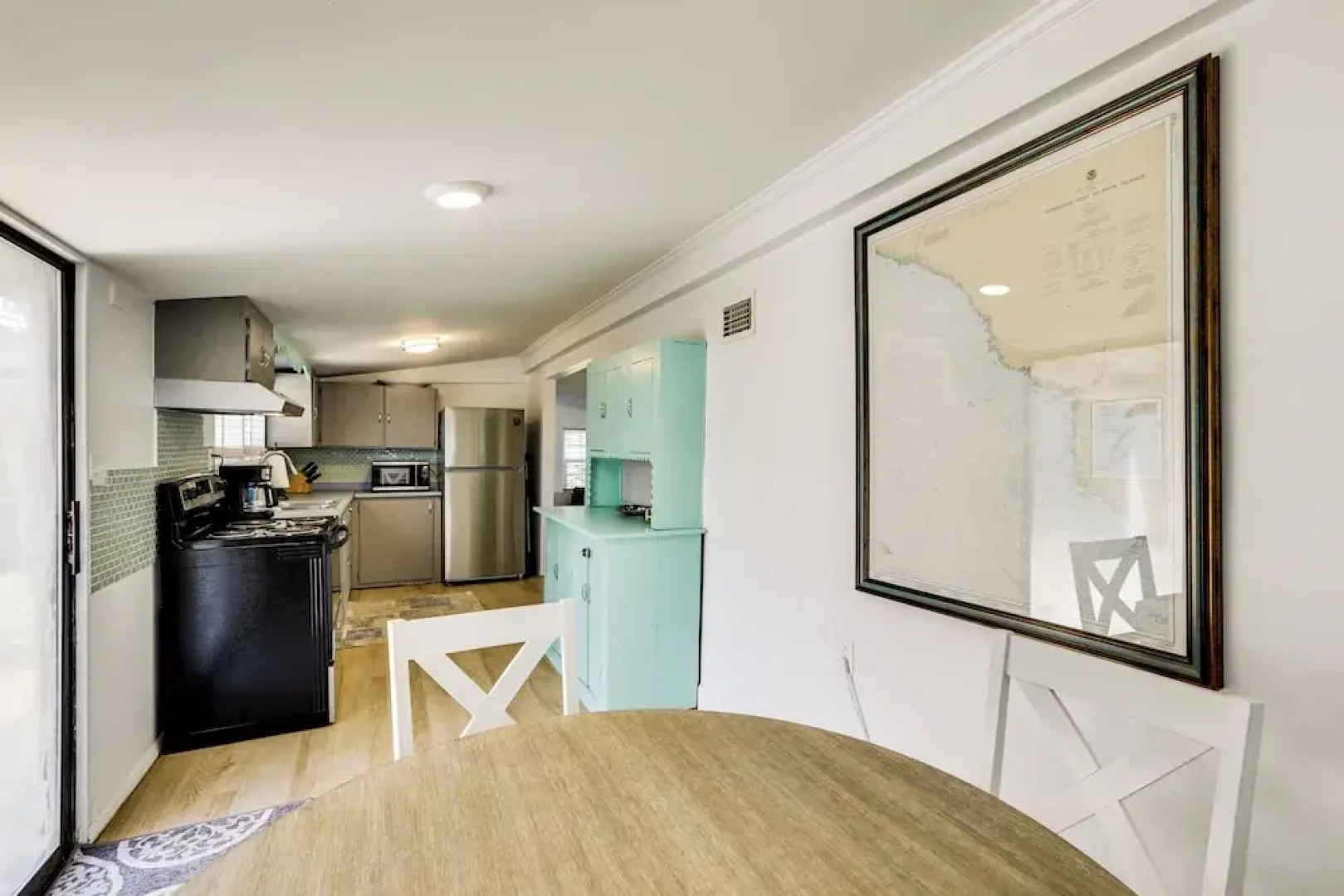 Walk to Pier & River: Dtwn Steinhatchee Escape!