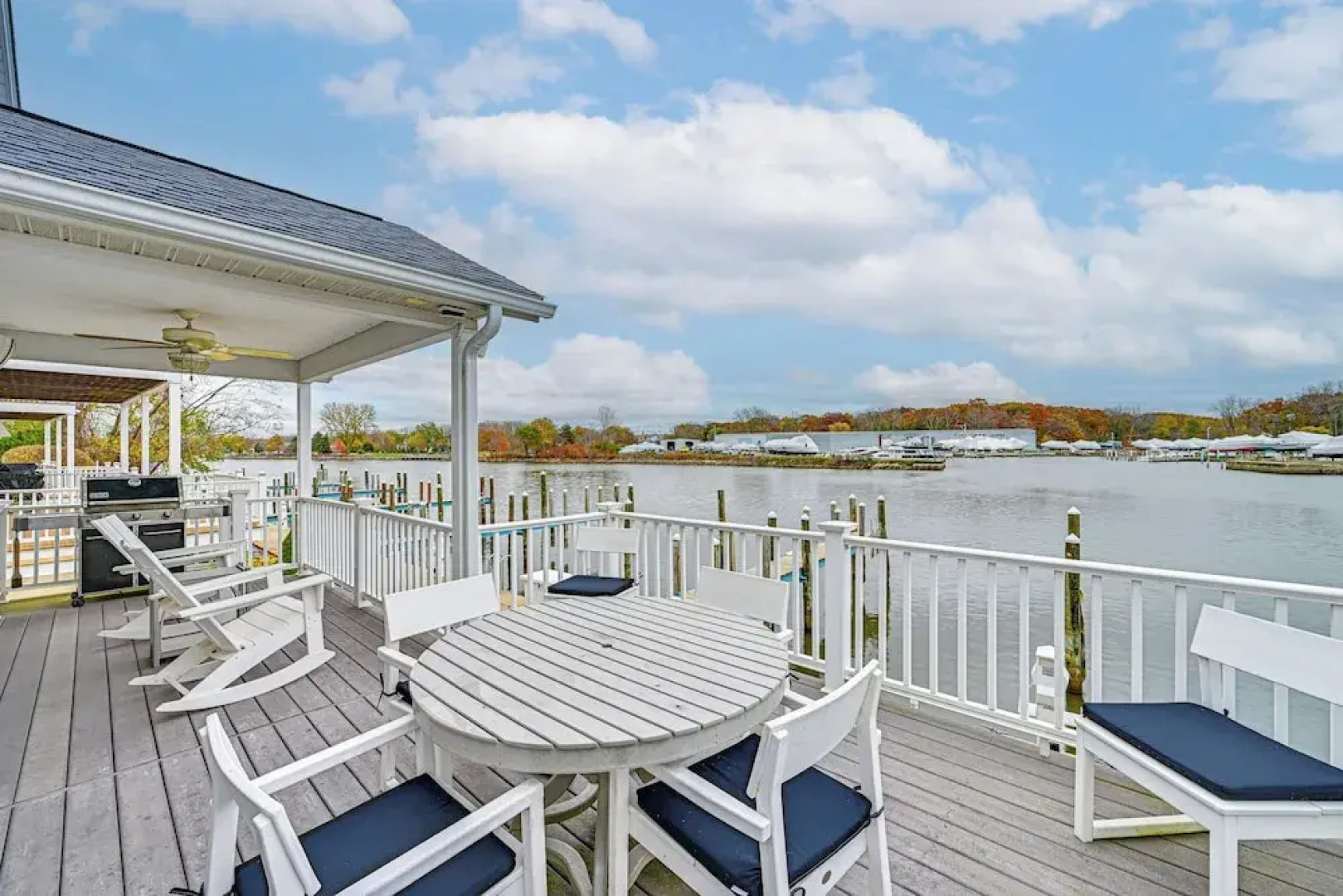 St Joseph River, Lake Michigan Access: Luxury Home