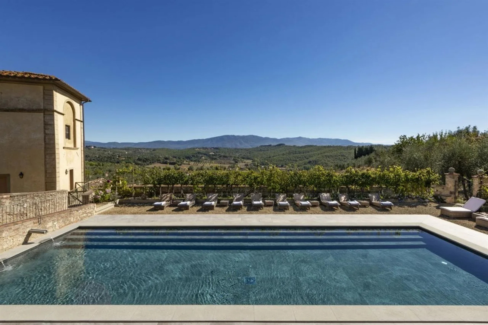 Casa Villa Rentals by Torre a Cona