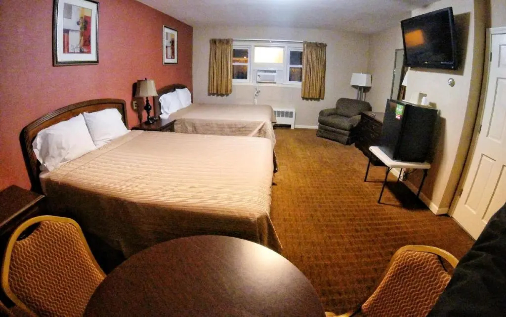 Red Carpet Inn W. Springfield