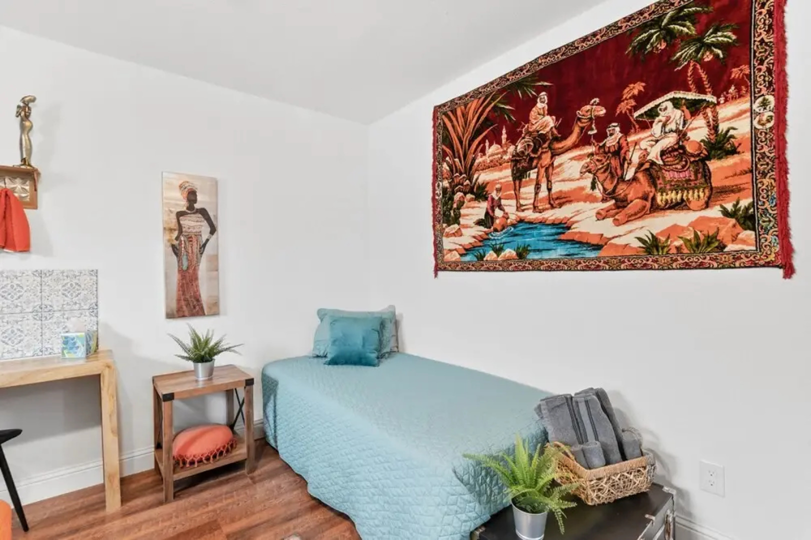 Cozy Spacious Allergy Friendly Retreat - 4BR