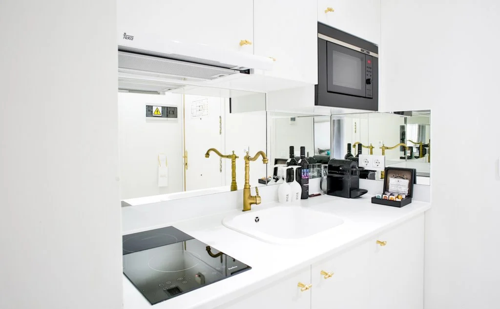 Hotel 11th Principe by Splendom Suites