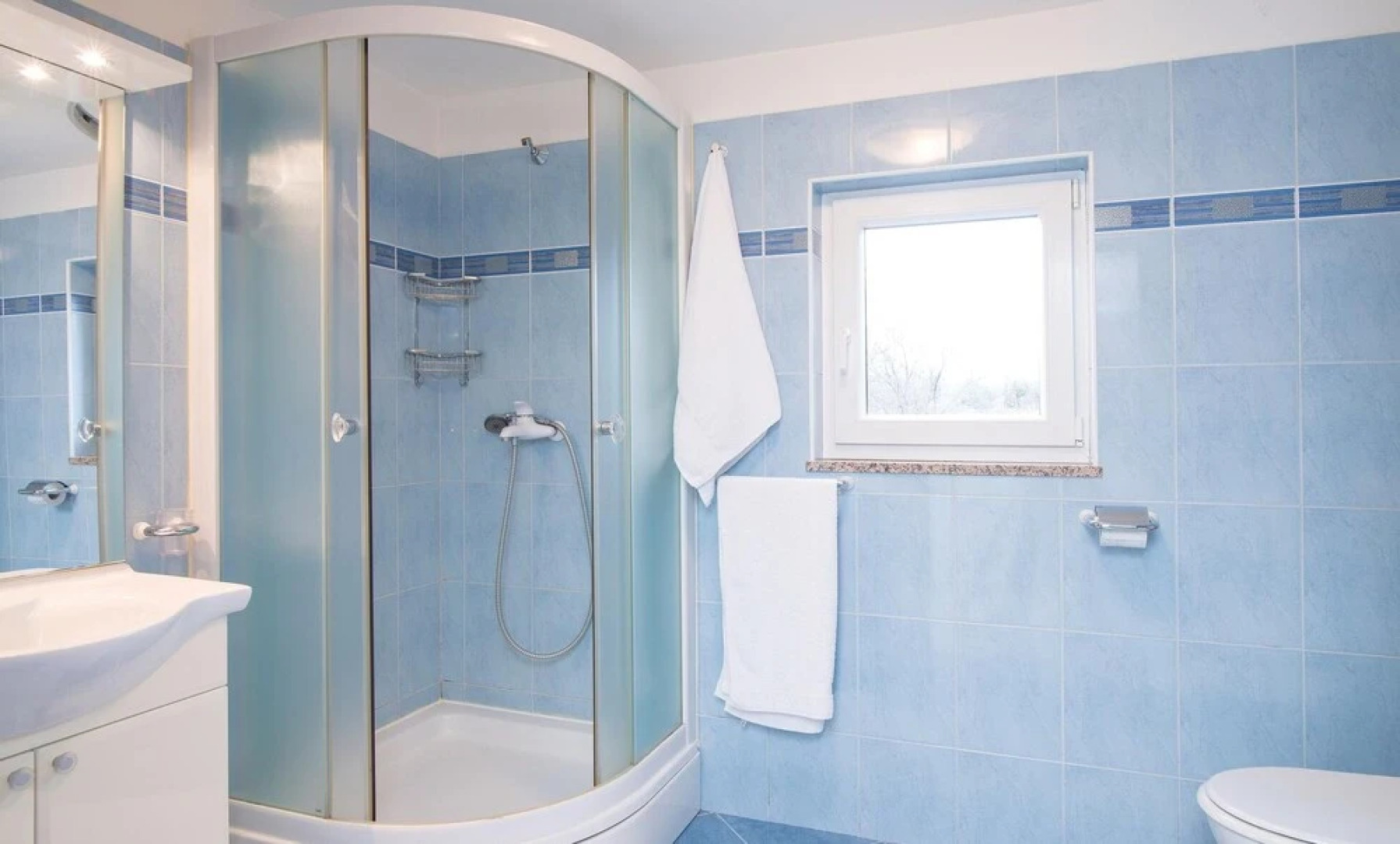 Nice Home in Nedescina With Wifi and 5 Bedrooms