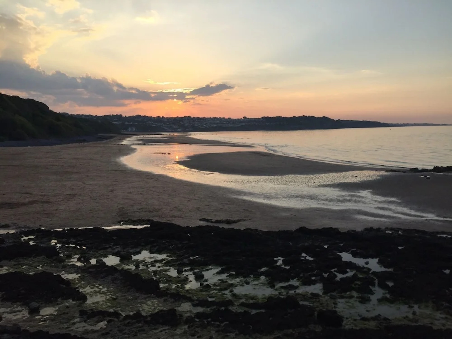 5 Star Rated 2-bed Apartment