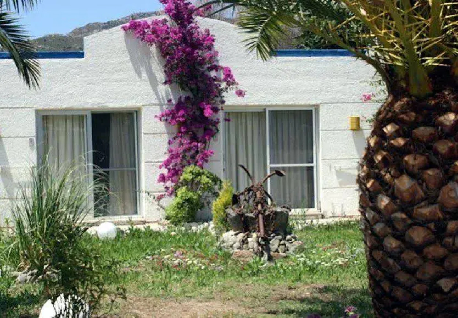 Fi Light Solto Boutique Beach