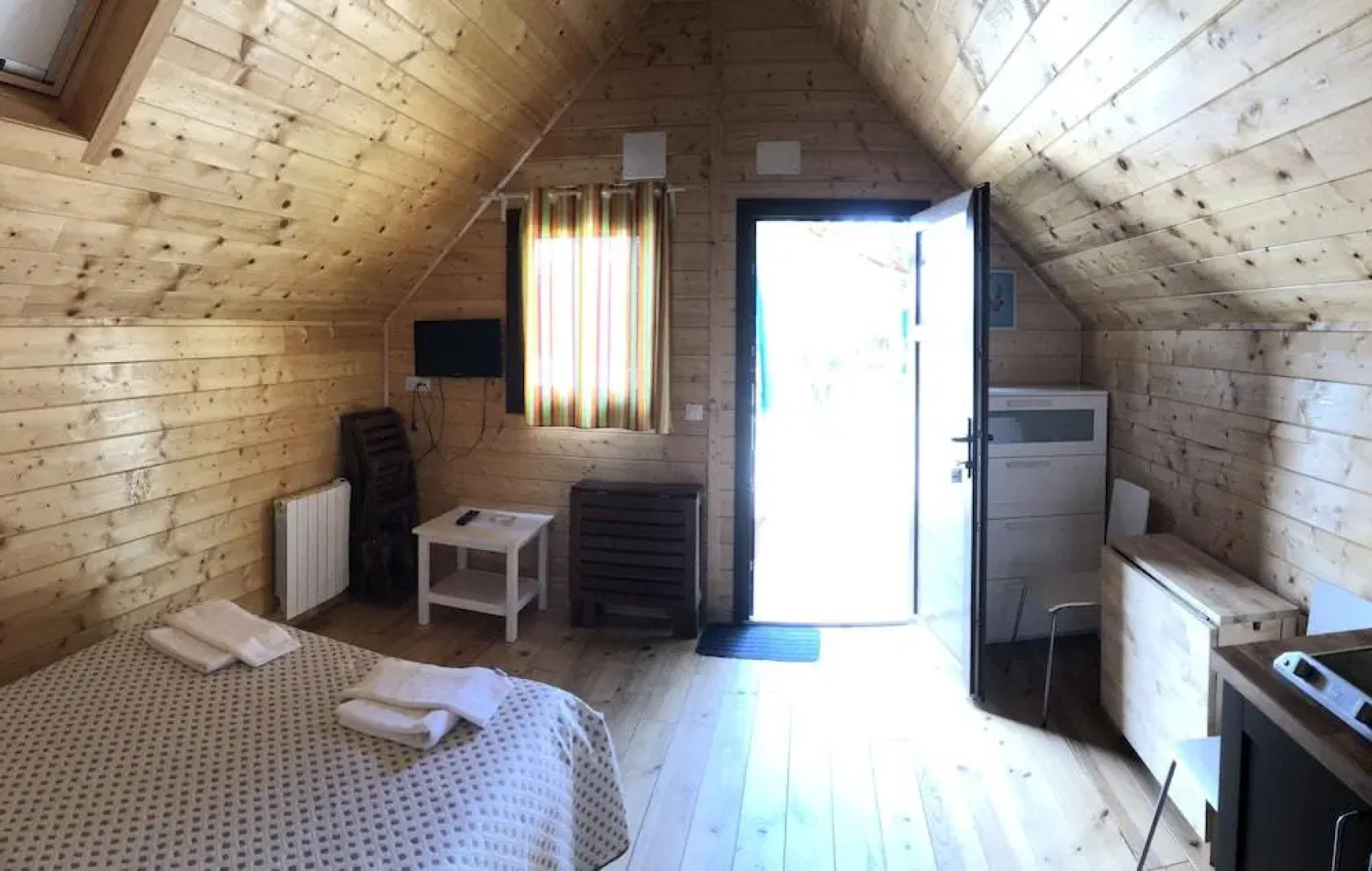 Camping Pico De La Miel