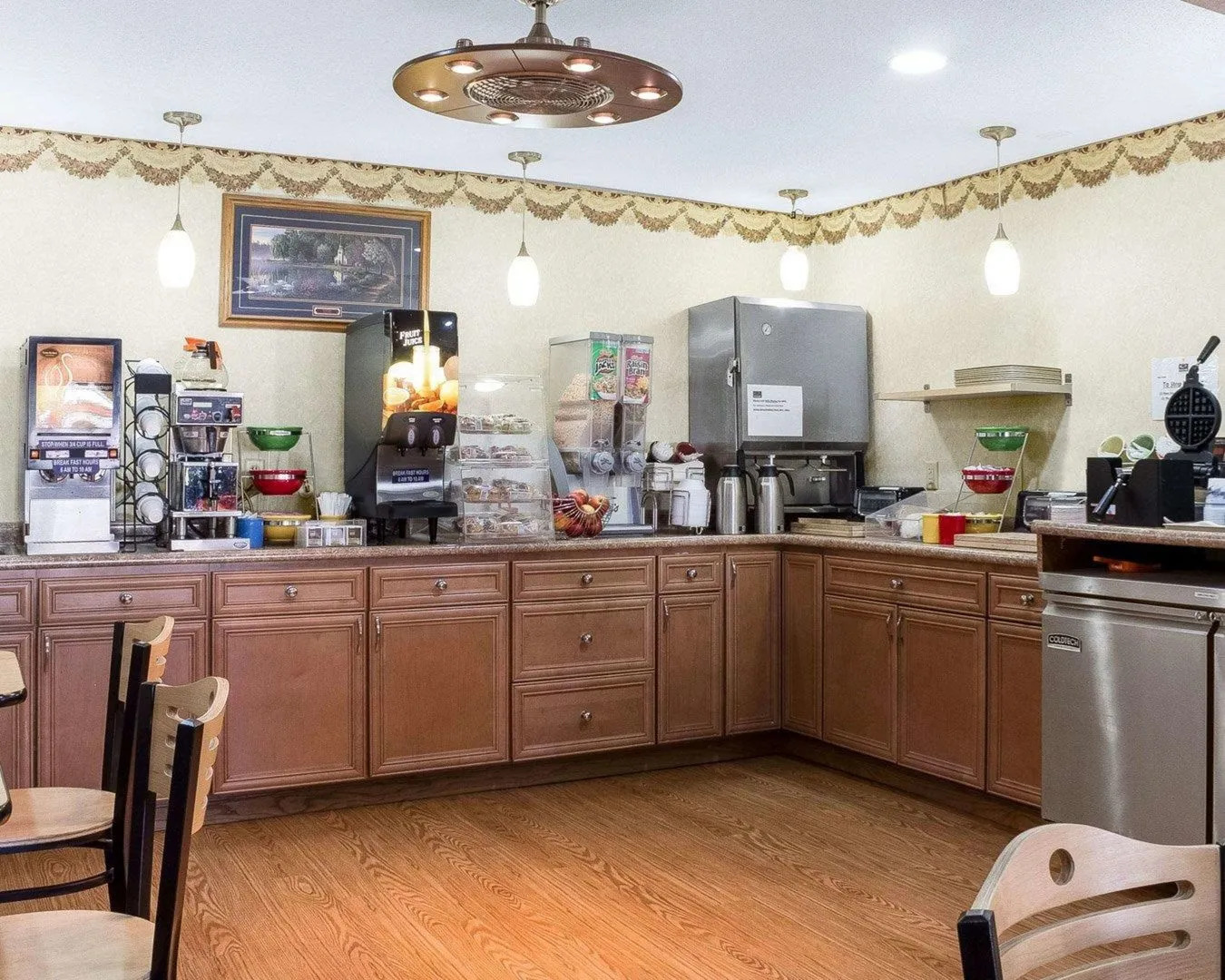 Econo Lodge Grand Forks