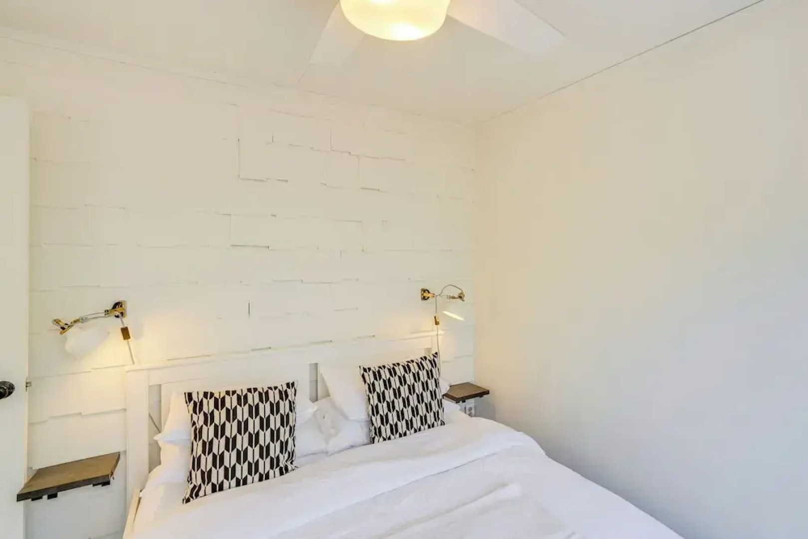 Mtn Views + On-site Hiking Trails: Catskills Cabin