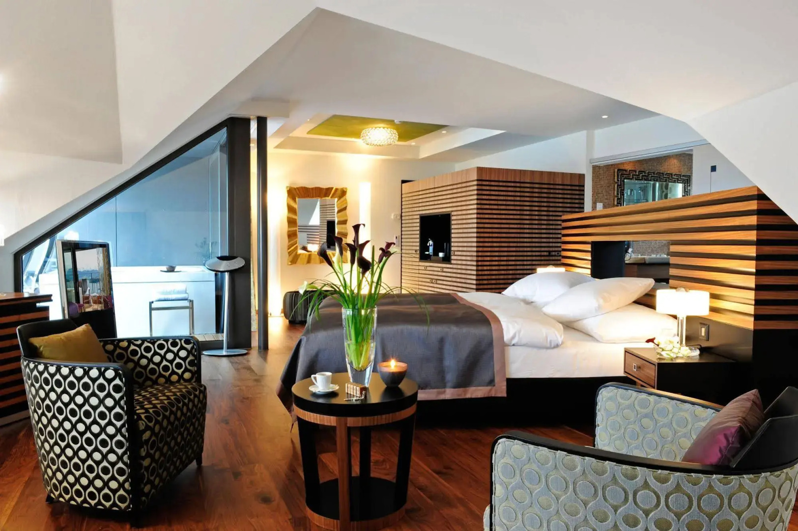 Penthouse by Art Deco Hotel Montana