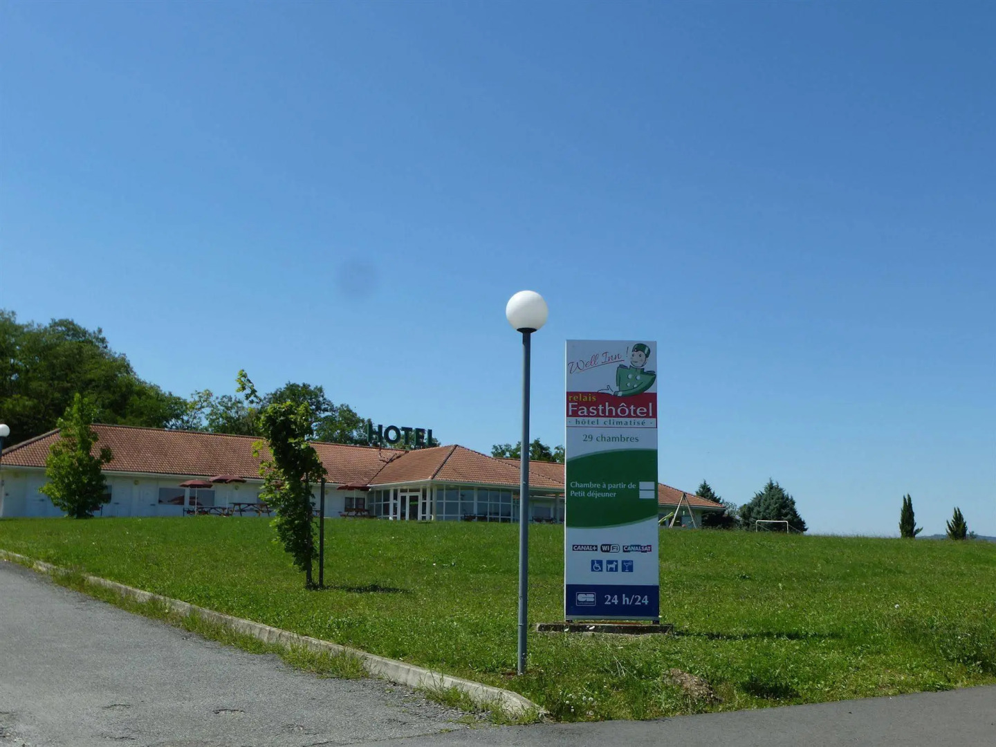 Fasthotel Well Inn Macon Sud - un hôtel FH Confort