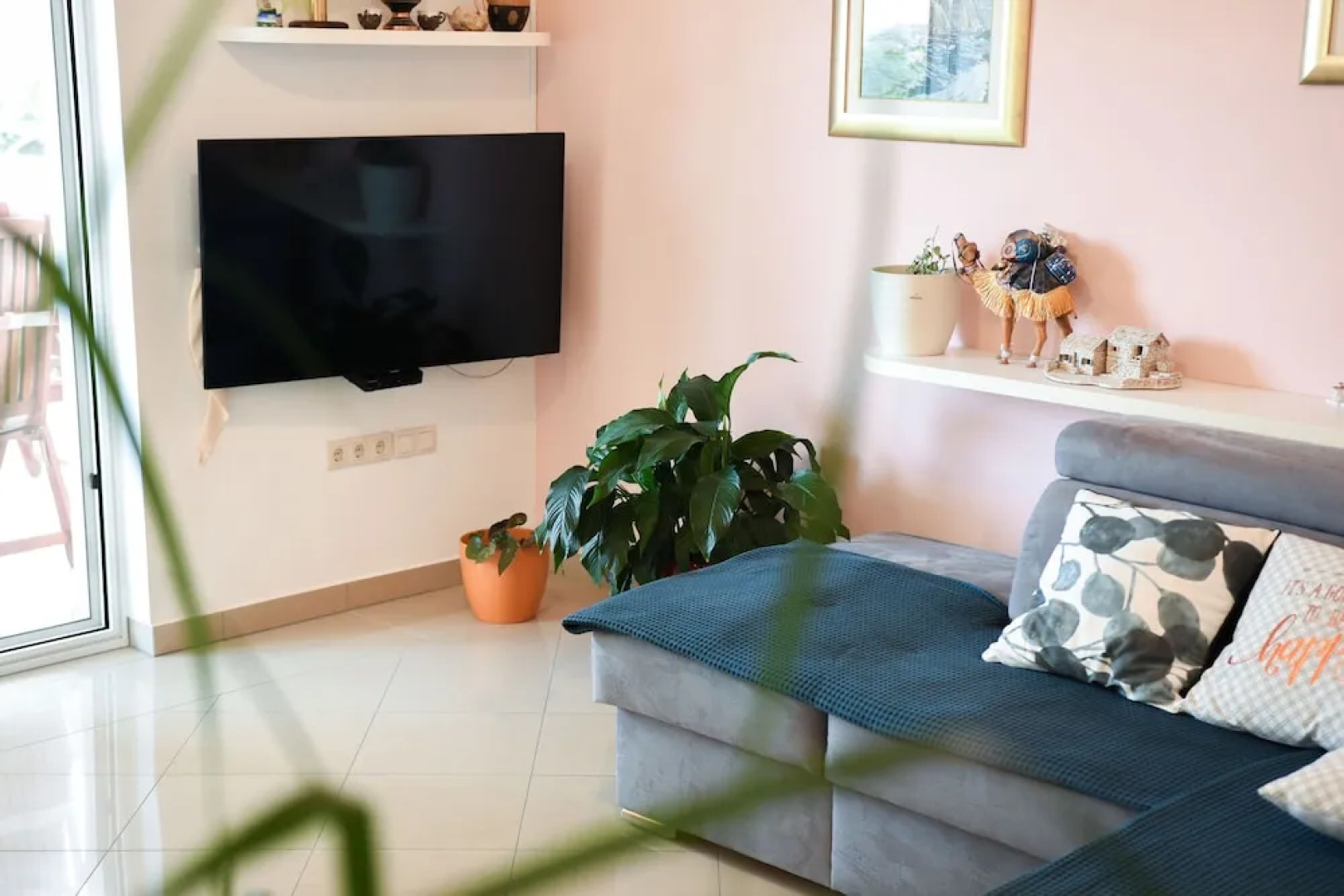 Apartment Mira