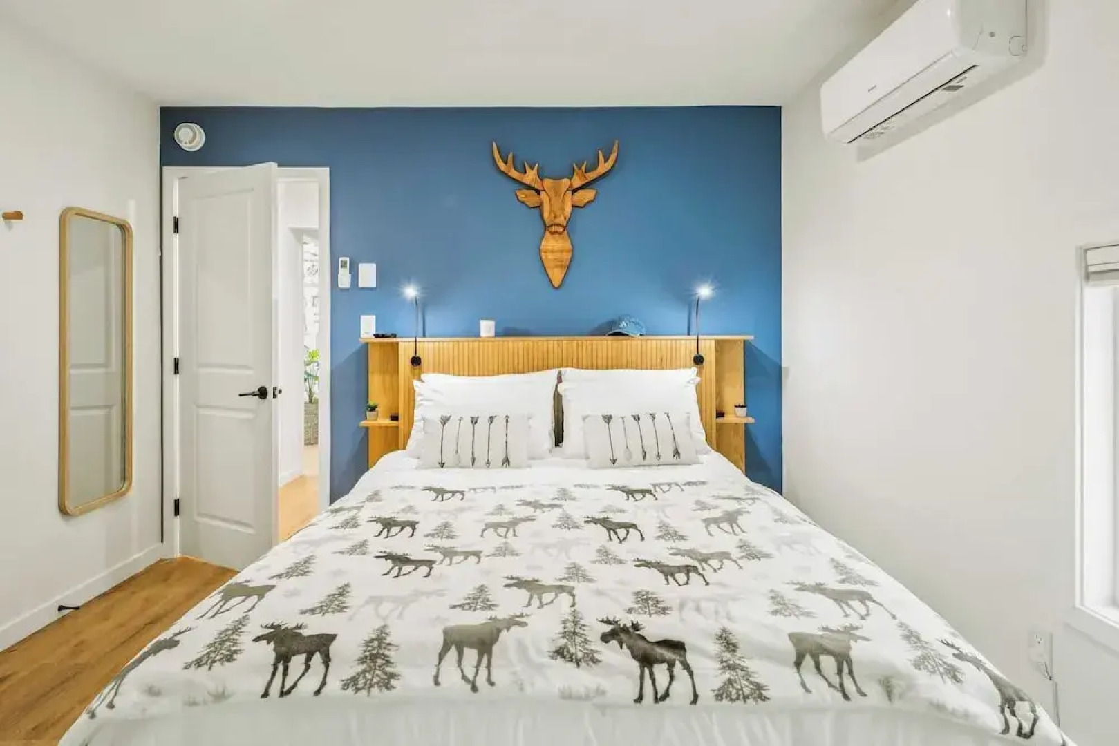 Hot Tub, Lake Access + Community Amenities Somerset Lodge by Avantstay